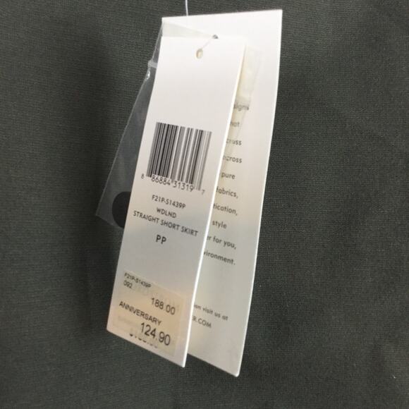 Eileen Fisher Straight Short Skirt, NWT, small - Picture 2 of 5